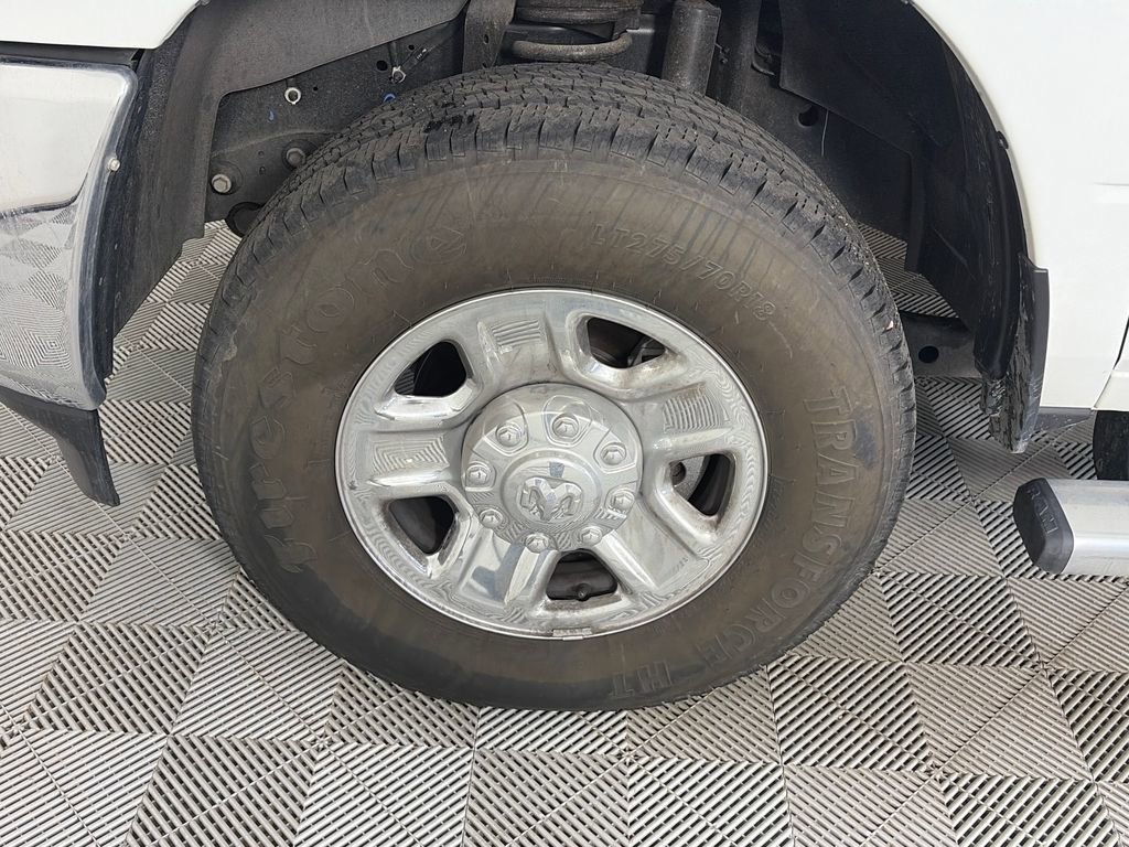 Used 2024 RAM 3500 Tradesman w/ Chrome Appearance Group AWD/4WD image 8