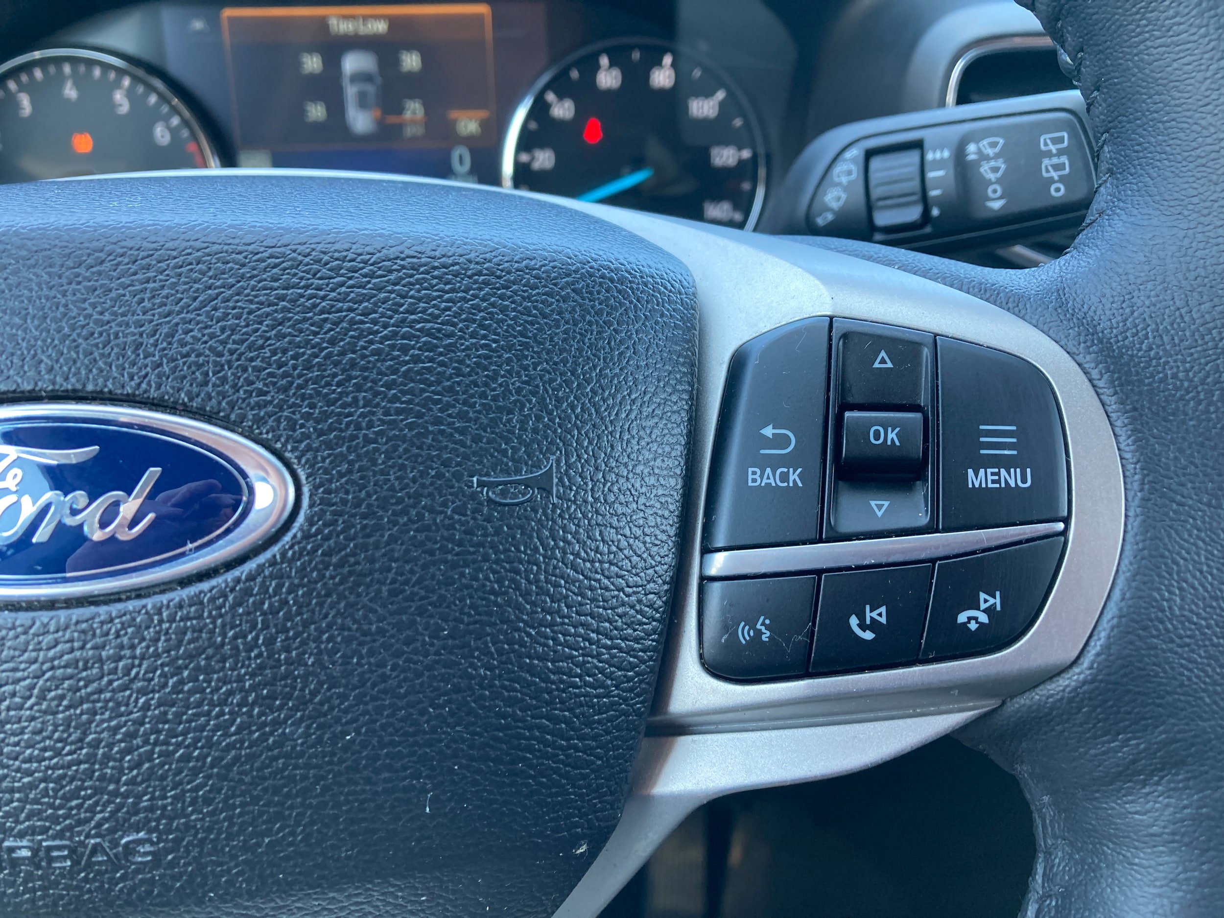 Certified 2022 Ford Explorer XLT w/ Equipment Group 202A AWD/4WD image 21
