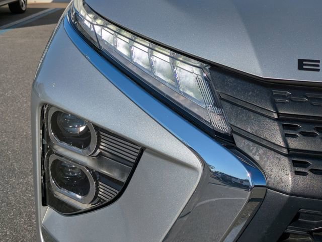 Used 2024 Mitsubishi Eclipse Cross LE AWD/4WD image 10