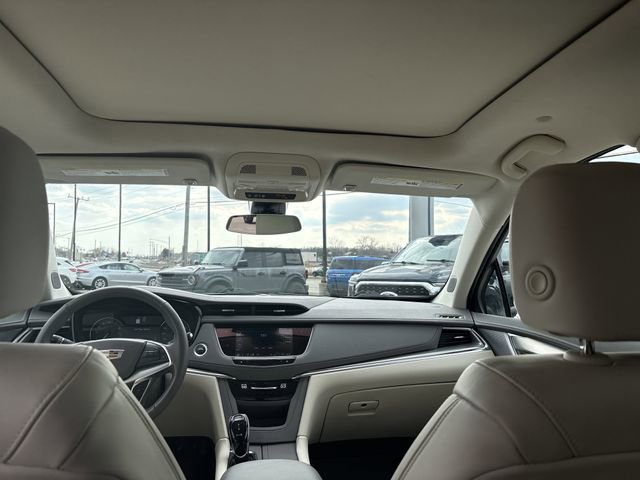 Used 2024 Cadillac XT5 Premium Luxury w/ LPO, Floor Liner Package image 44