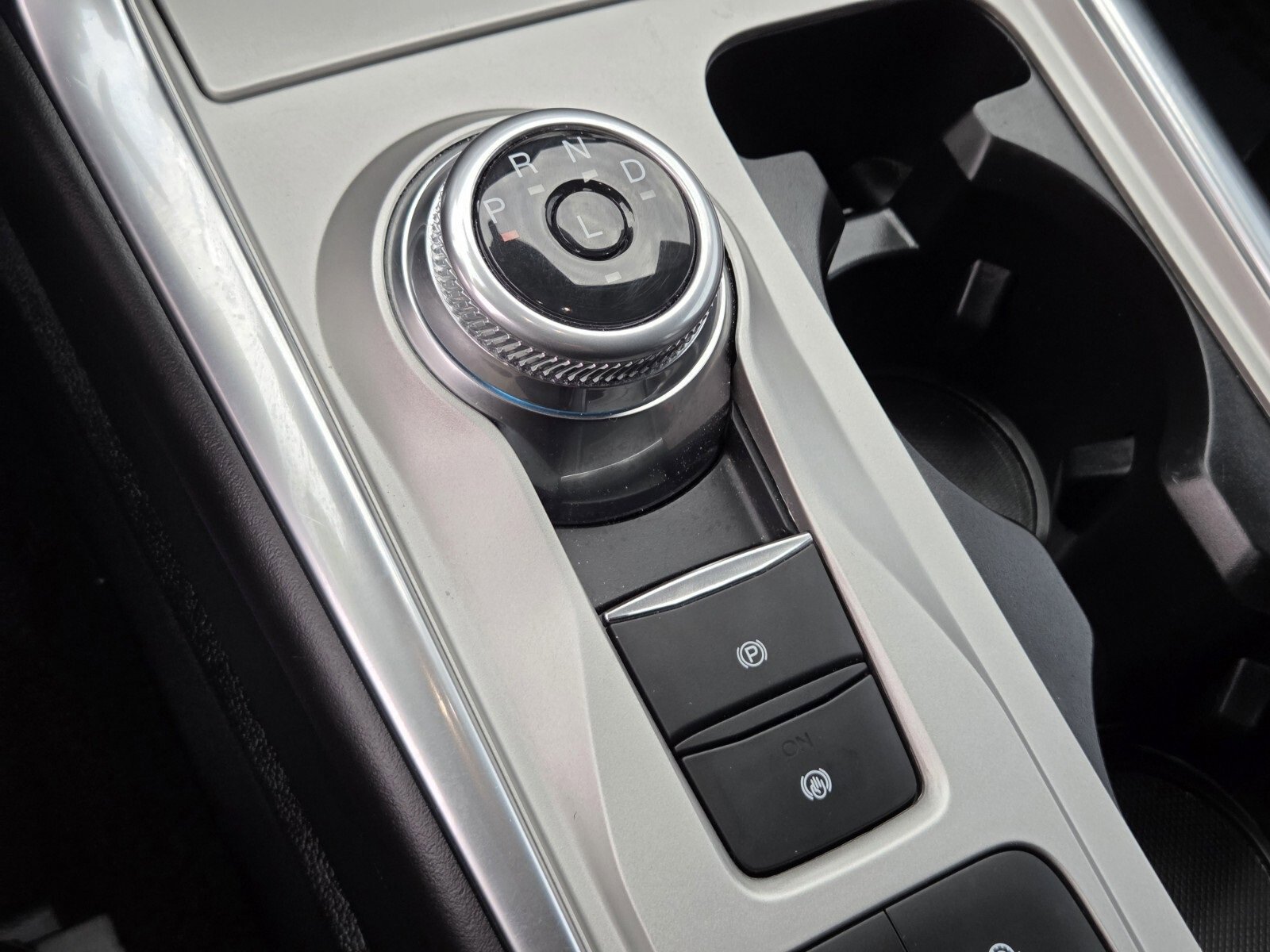 Certified 2023 Ford Explorer XLT w/ Equipment Group 202A image 24