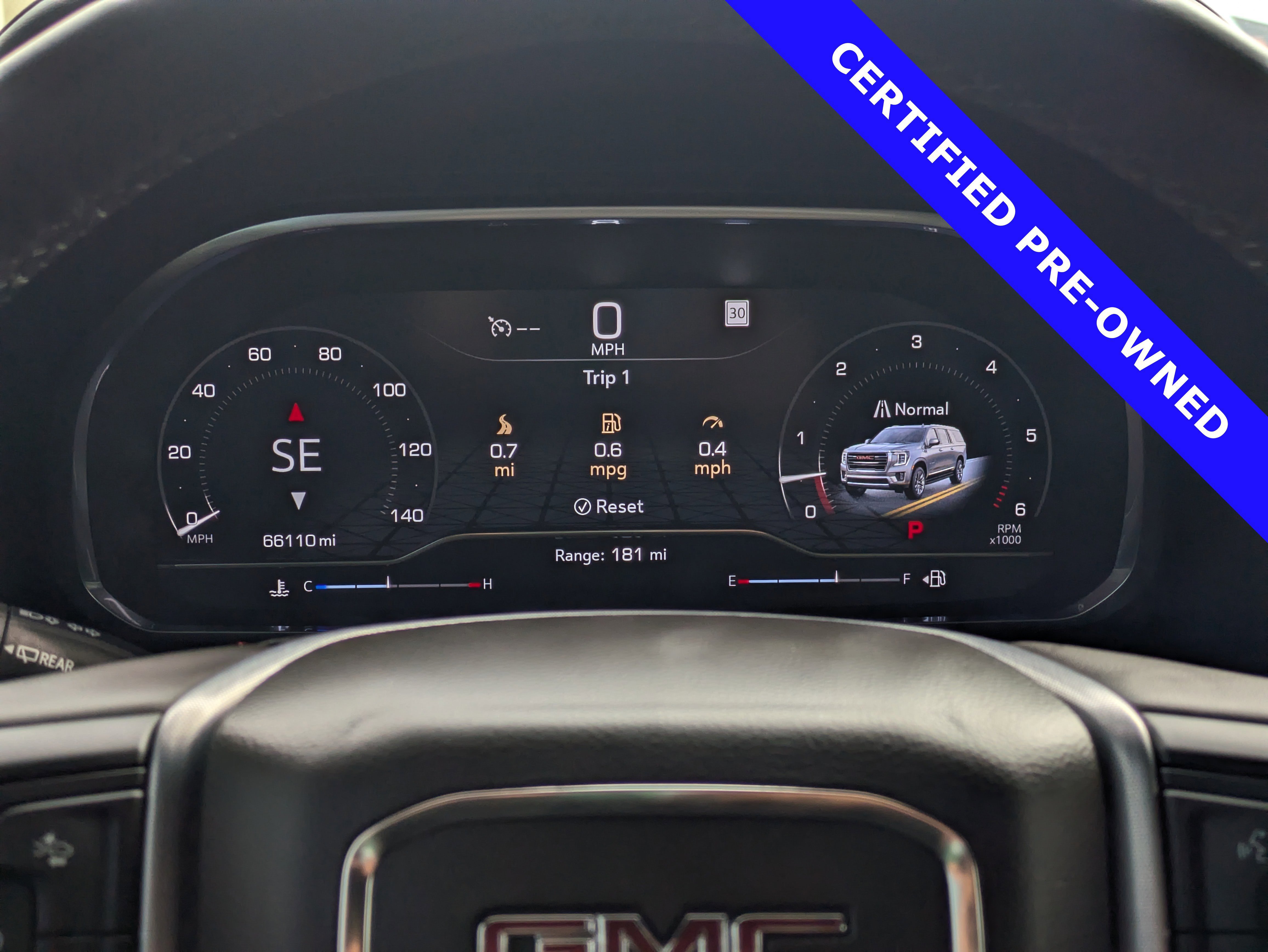 Used 2023 GMC Yukon SLT w/ SLT Luxury Package image 29