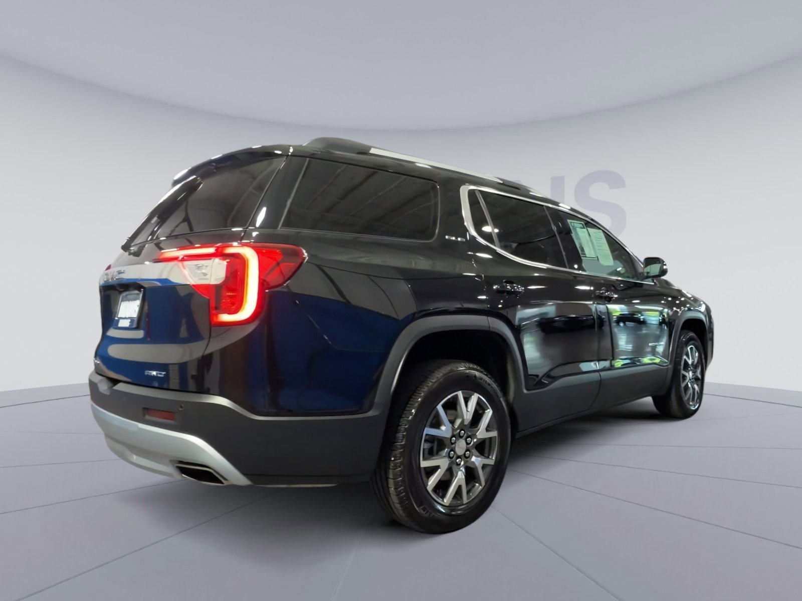 Used 2023 GMC Acadia SLE w/ Driver Convenience Package AWD/4WD image 9