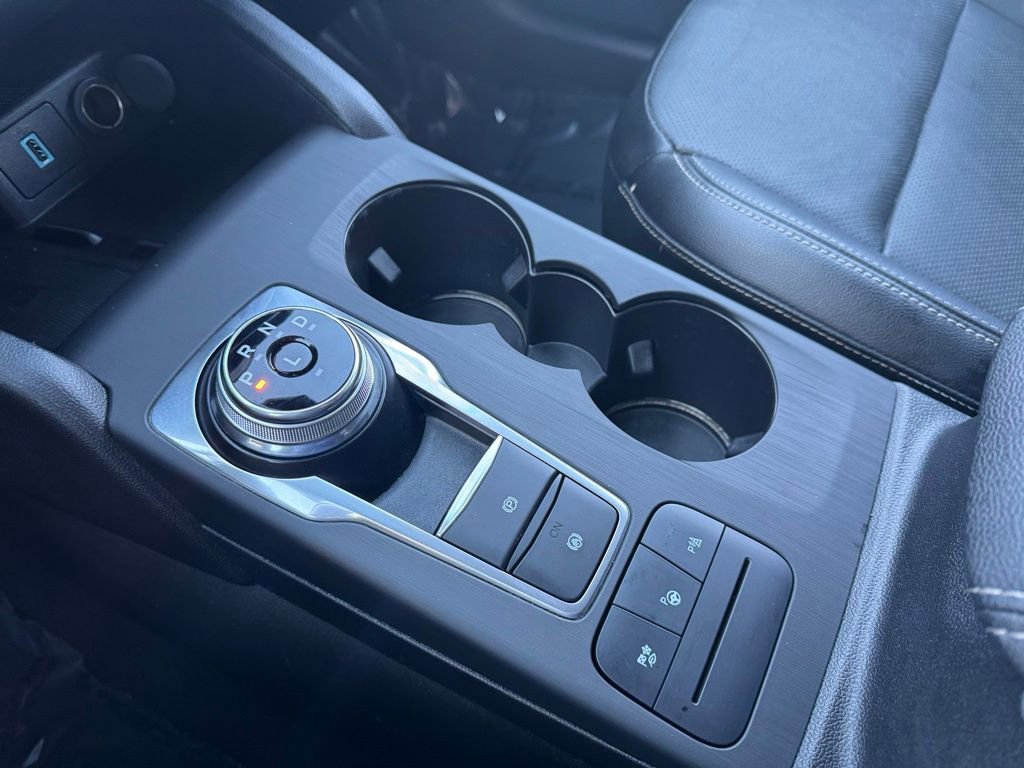 Certified 2020 Ford Escape Titanium AWD/4WD image 23