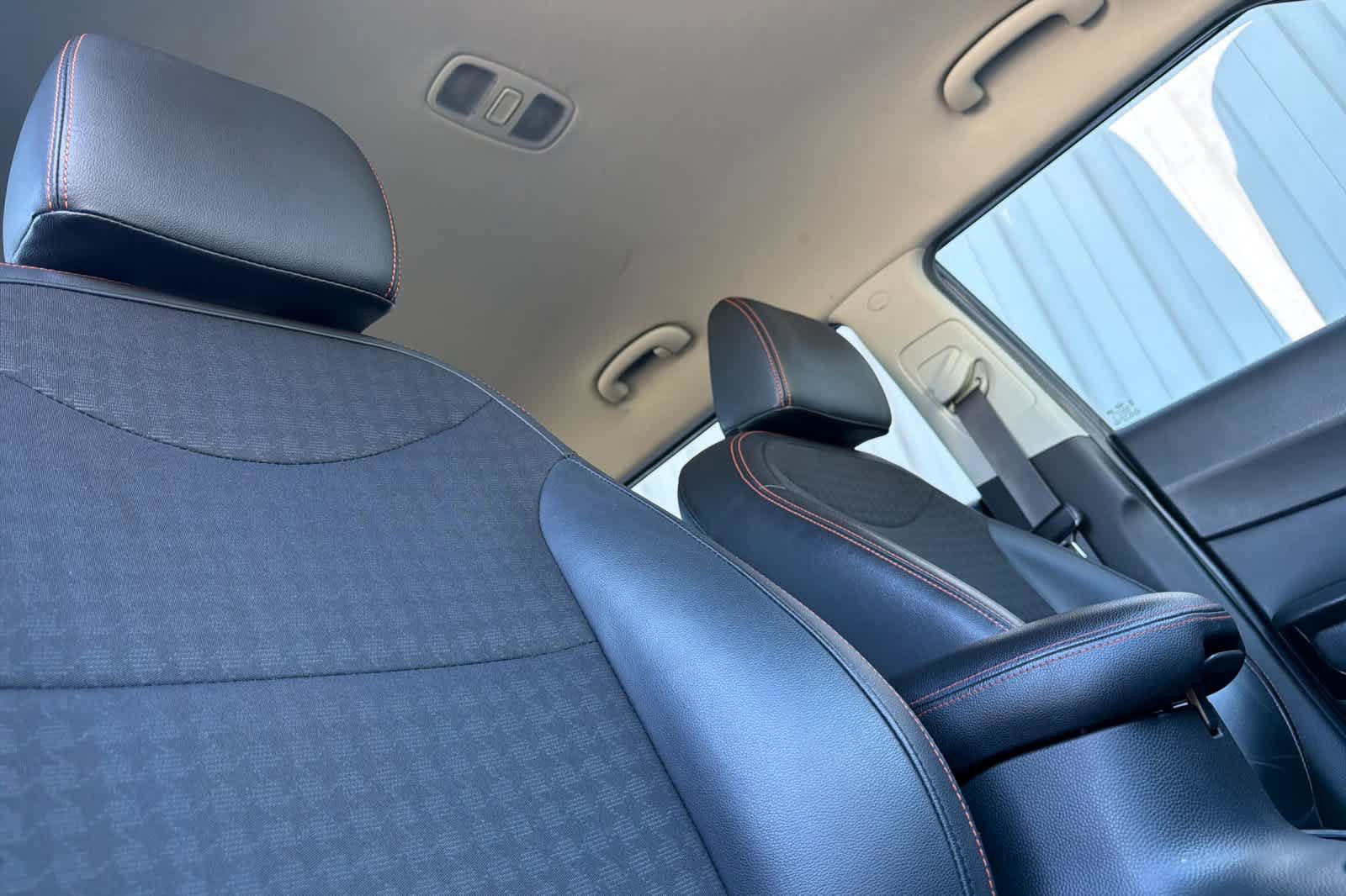 Used 2018 Kia Soul ! FWD image 17