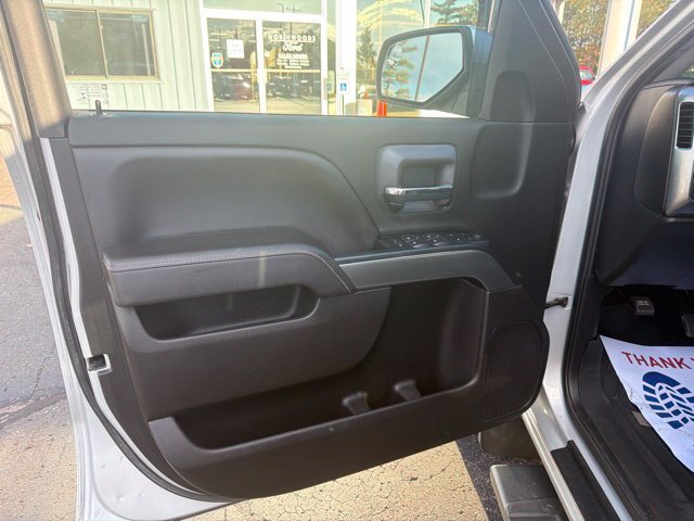 Used 2018 Chevrolet Silverado 1500 LT w/ All Star Edition AWD/4WD image 11