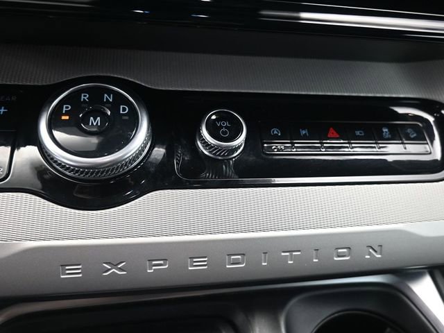 Certified 2025 Ford Expedition Max Active AWD/4WD image 15