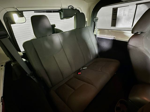 Used 2018 Jeep Wrangler Sport image 19