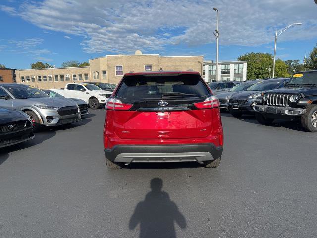 Certified 2024 Ford Edge SEL w/ Convenience Package image 4