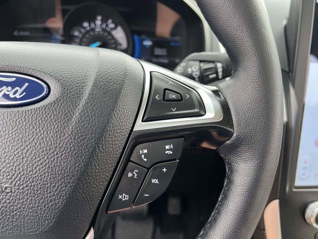 Certified 2024 Ford Edge SEL w/ Convenience Package AWD/4WD image 18