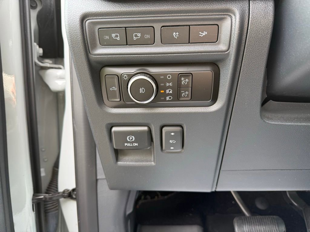 Certified 2023 Ford F150 Lariat w/ Equipment Group 502A High image 17