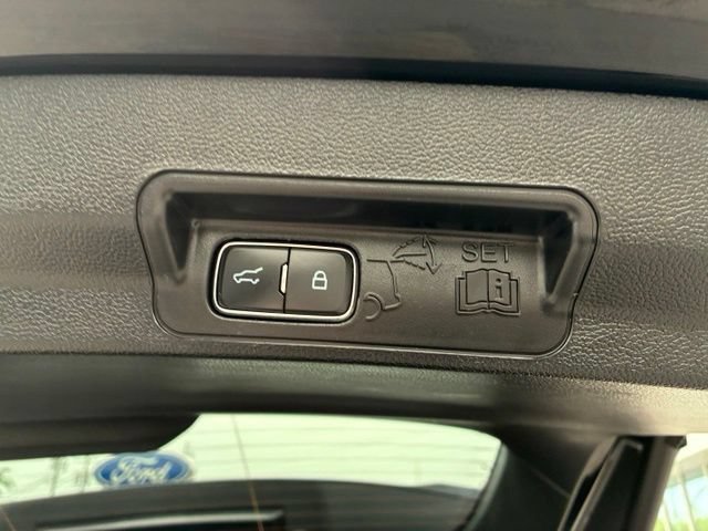 Certified 2023 Ford Explorer XLT AWD/4WD image 4