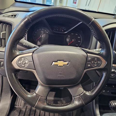 Used 2017 Chevrolet Colorado Z71 image 16
