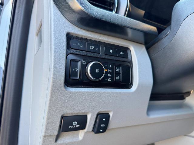 Certified 2024 Ford F450 Limited w/ FX4 Off-Road Package image 29