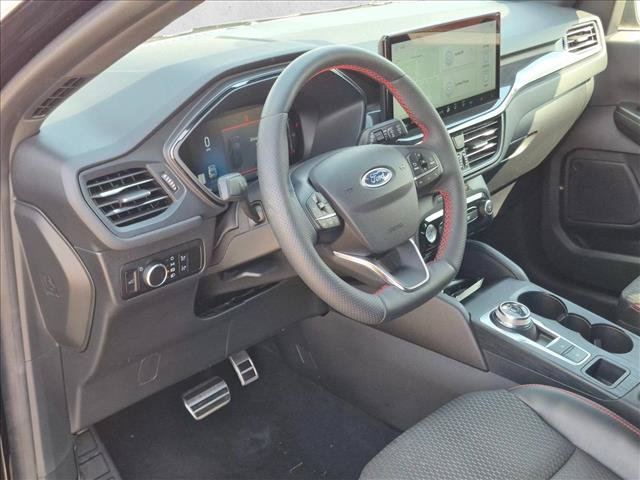 Certified 2023 Ford Escape ST-Line w/ Tech Pack #1 AWD/4WD image 10
