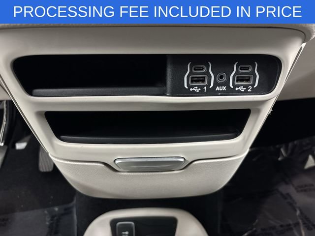 Used 2023 Chrysler Pacifica Touring-L FWD image 24