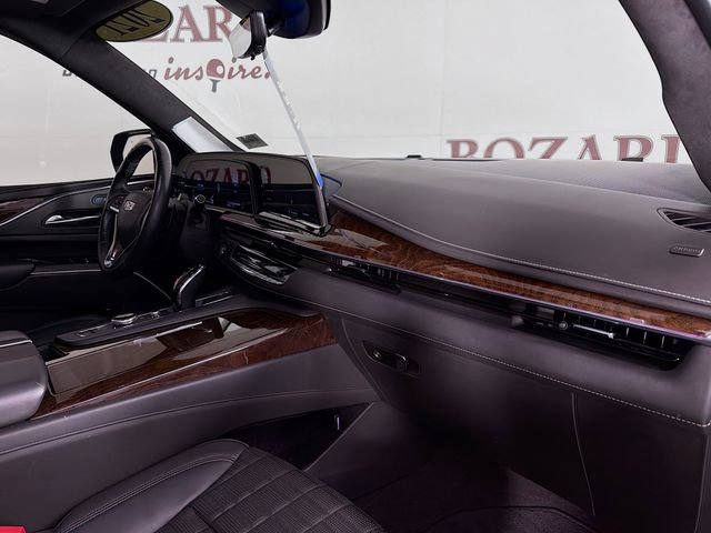 Used 2021 Cadillac Escalade Sport Platinum AWD/4WD image 37
