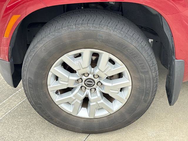 Used 2022 Nissan Frontier SV w/ SV Premium Package RWD image 11