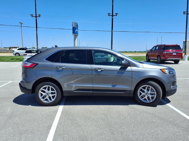 Certified 2024 Ford Edge SEL w/ Convenience Package AWD/4WD image 6