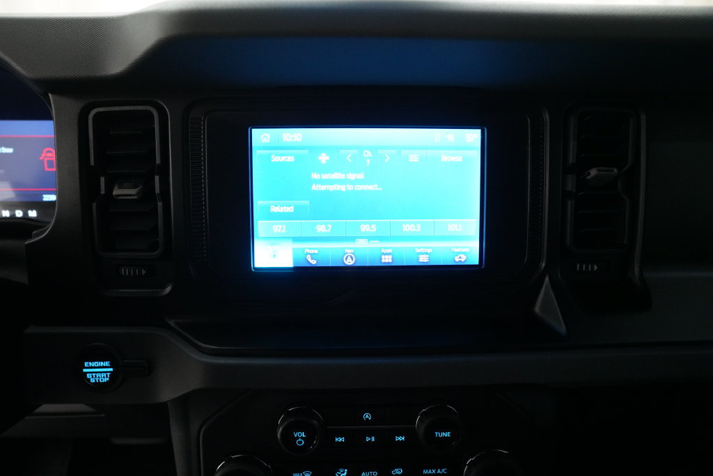 Certified 2023 Ford Bronco Big Bend w/ Sasquatch Package AWD/4WD image 6