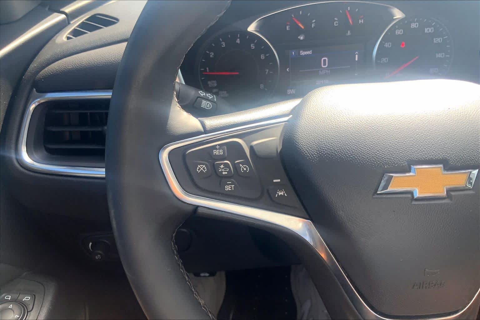 Used 2024 Chevrolet Equinox LT FWD image 24