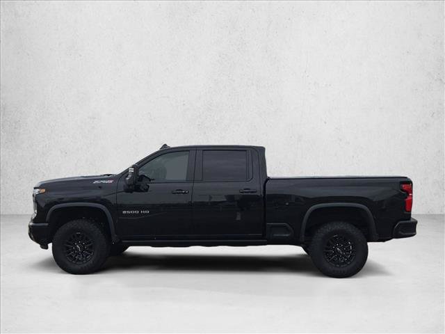 Used 2025 Chevrolet Silverado 2500 ZR2 w/ Technology Package AWD/4WD image 8