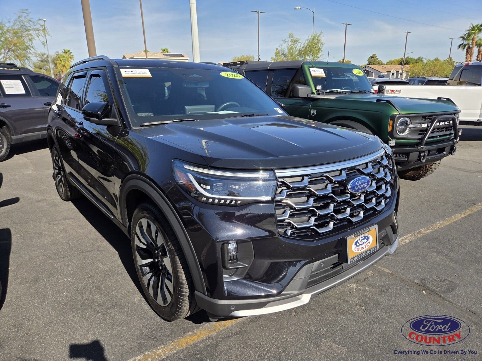 Certified 2025 Ford Explorer Platinum w/ LUX Leather Package AWD/4WD image 1