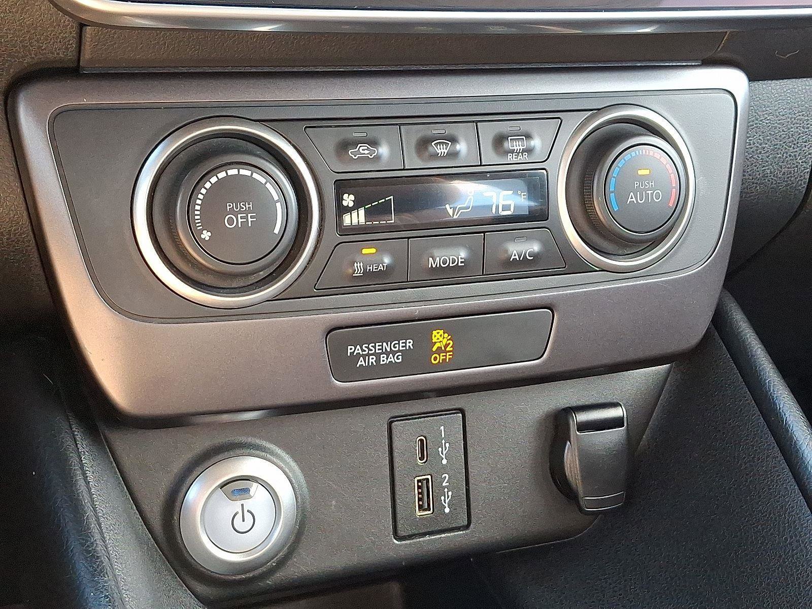 Used 2023 Nissan Leaf S image 15