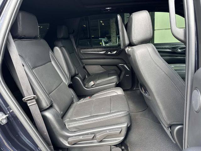 Used 2023 GMC Yukon Denali w/ Denali Reserve Package RWD image 7