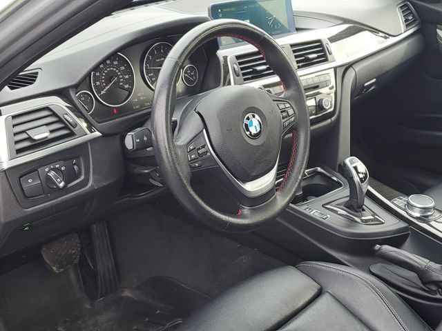 Used 2018 BMW 330i xDrive Sedan w/ Convenience Package image 8