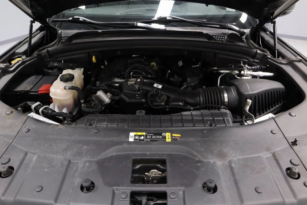 Used 2024 Jeep Grand Cherokee Altitude image 12