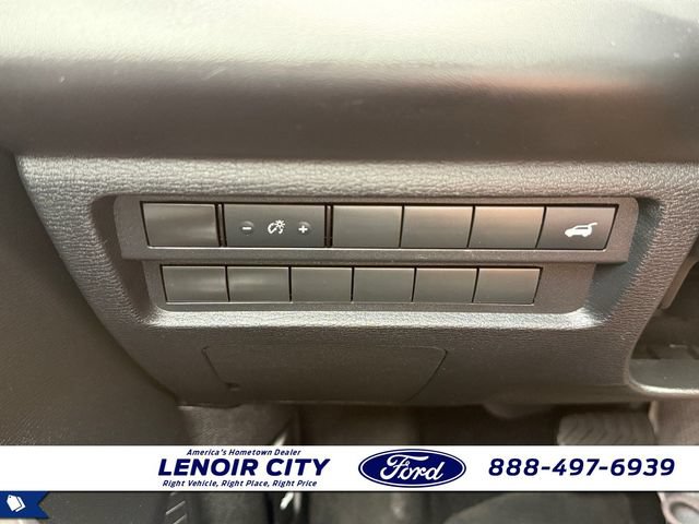 Used 2023 Mitsubishi Outlander SE FWD image 19