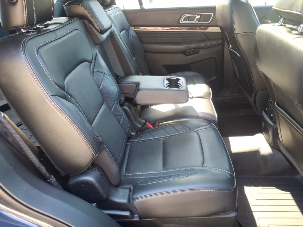 Certified 2017 Ford Explorer Platinum AWD/4WD image 18