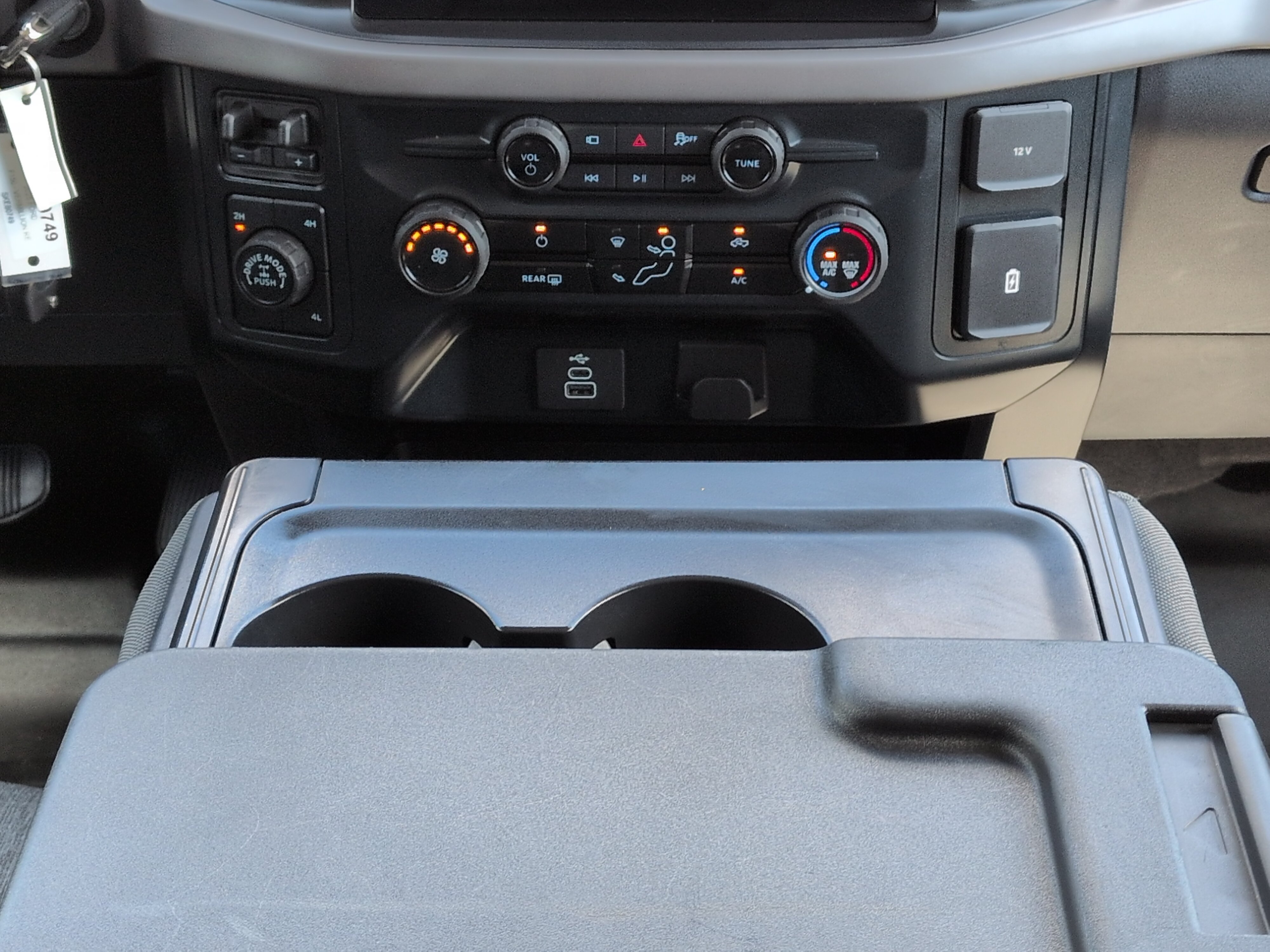 Certified 2025 Ford F150 XL w/ Equipment Group 103A High AWD/4WD image 17