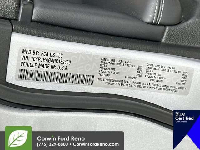 Used 2024 Jeep Grand Cherokee Altitude AWD/4WD image 37