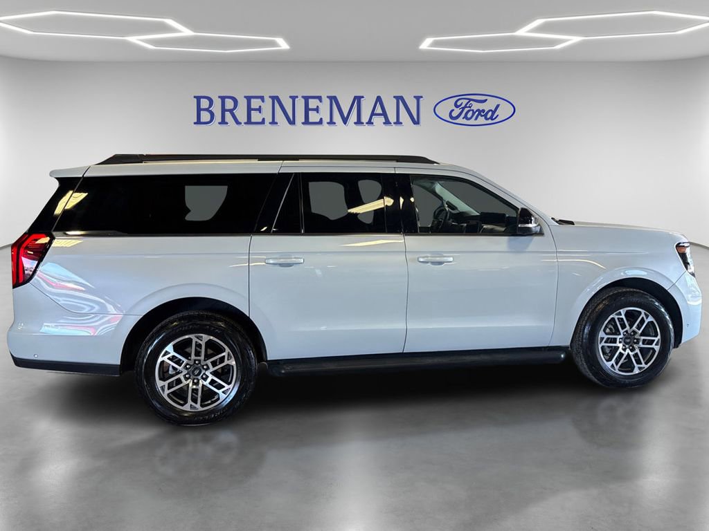 Certified 2025 Ford Expedition Max Active AWD/4WD image 4