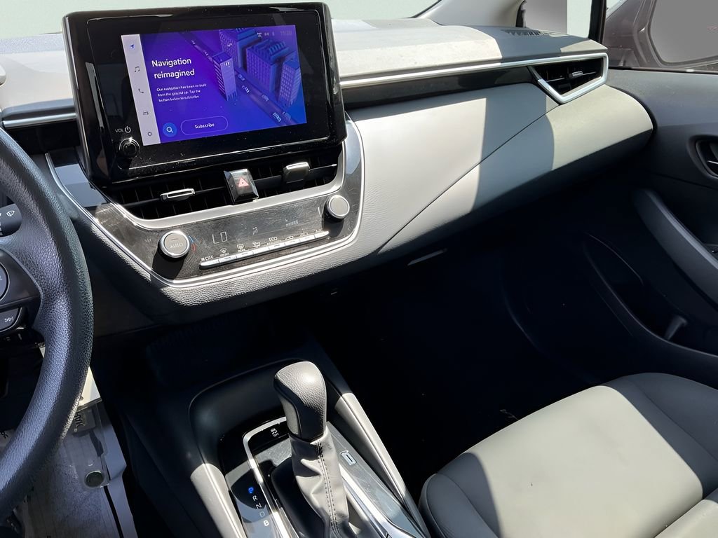 Used 2023 Toyota Corolla LE image 30