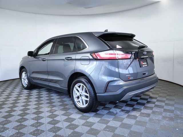 Certified 2023 Ford Edge SEL w/ Convenience Package AWD/4WD image 4
