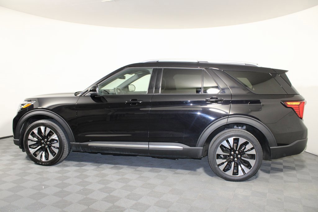 Certified 2025 Ford Explorer Platinum w/ LUX Leather Package image 2