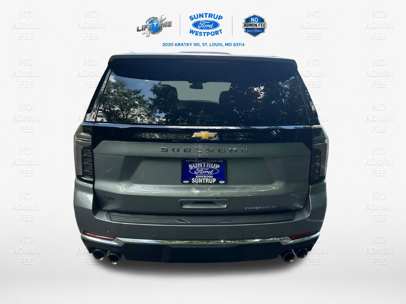 Used 2025 Chevrolet Suburban Premier RWD image 4