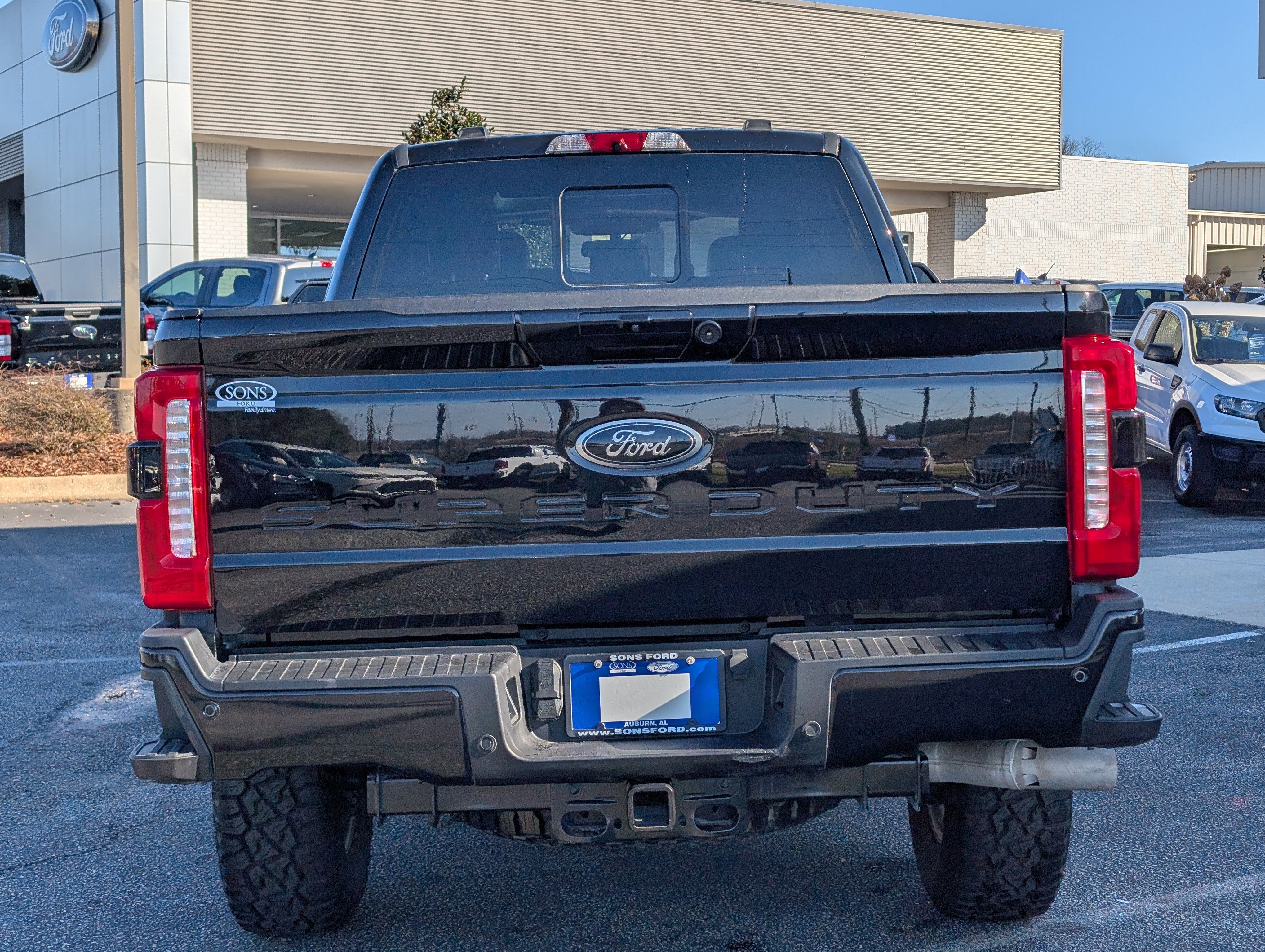 Certified 2024 Ford F250 Lariat w/ Lariat Ultimate Package image 4