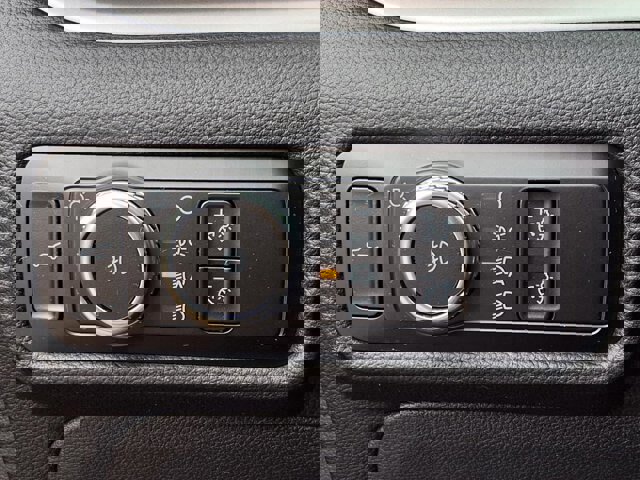 Certified 2023 Ford Explorer XLT w/ Equipment Group 202A image 21