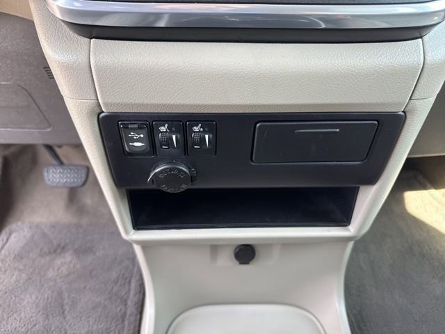 Used 2017 Toyota Sienna XLE w/ XLE Navigation Package AWD/4WD image 27