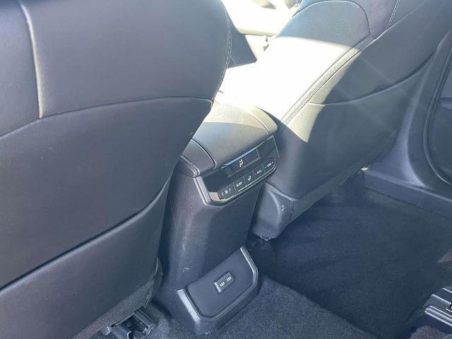 Used 2023 Toyota Highlander XLE image 13