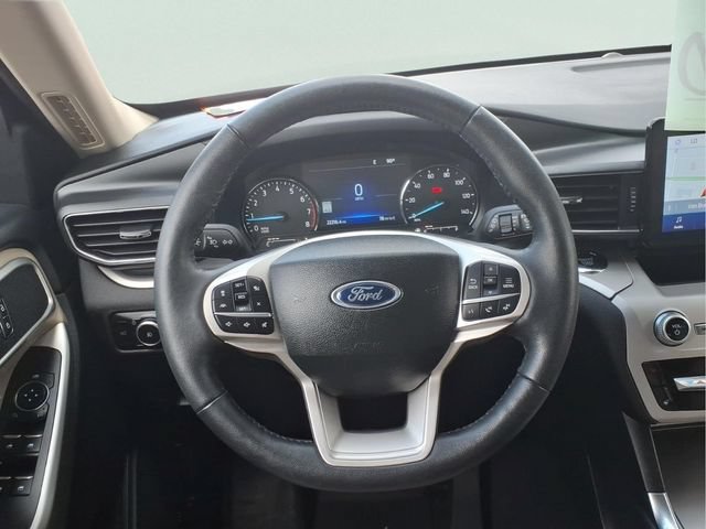 Certified 2023 Ford Explorer XLT w/ Equipment Group 202A AWD/4WD image 12