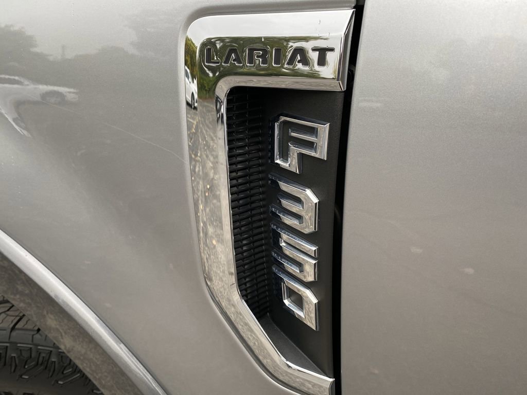 Certified 2022 Ford F350 Lariat w/ Tremor Off-Road Package image 51