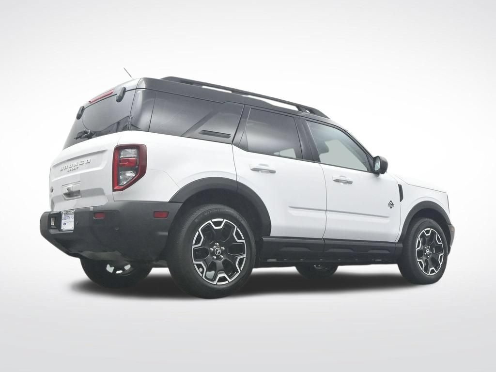 Certified 2025 Ford Bronco Sport Outer Banks w/ Outer Banks Tech Package+ AWD/4WD image 44