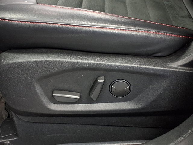 Certified 2024 Ford Edge ST-Line image 8