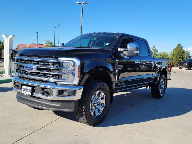 Certified 2025 Ford F250 Lariat w/ Lariat Ultimate Package AWD/4WD image 4