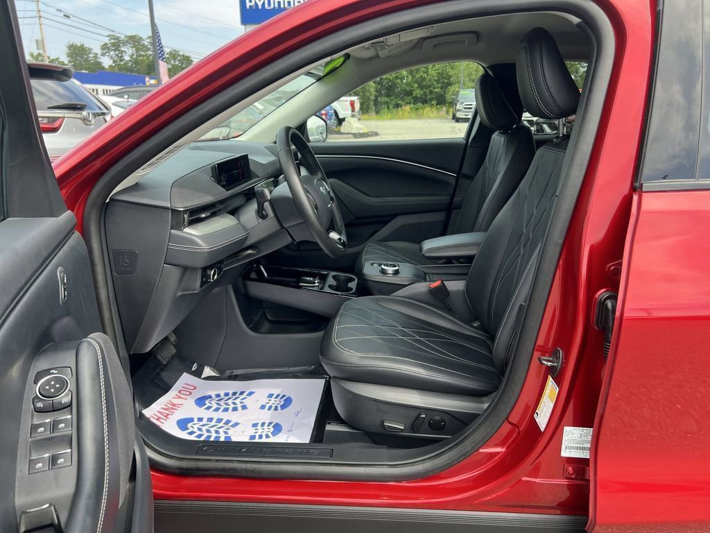 Certified 2023 Ford Mustang Mach-E Select image 11